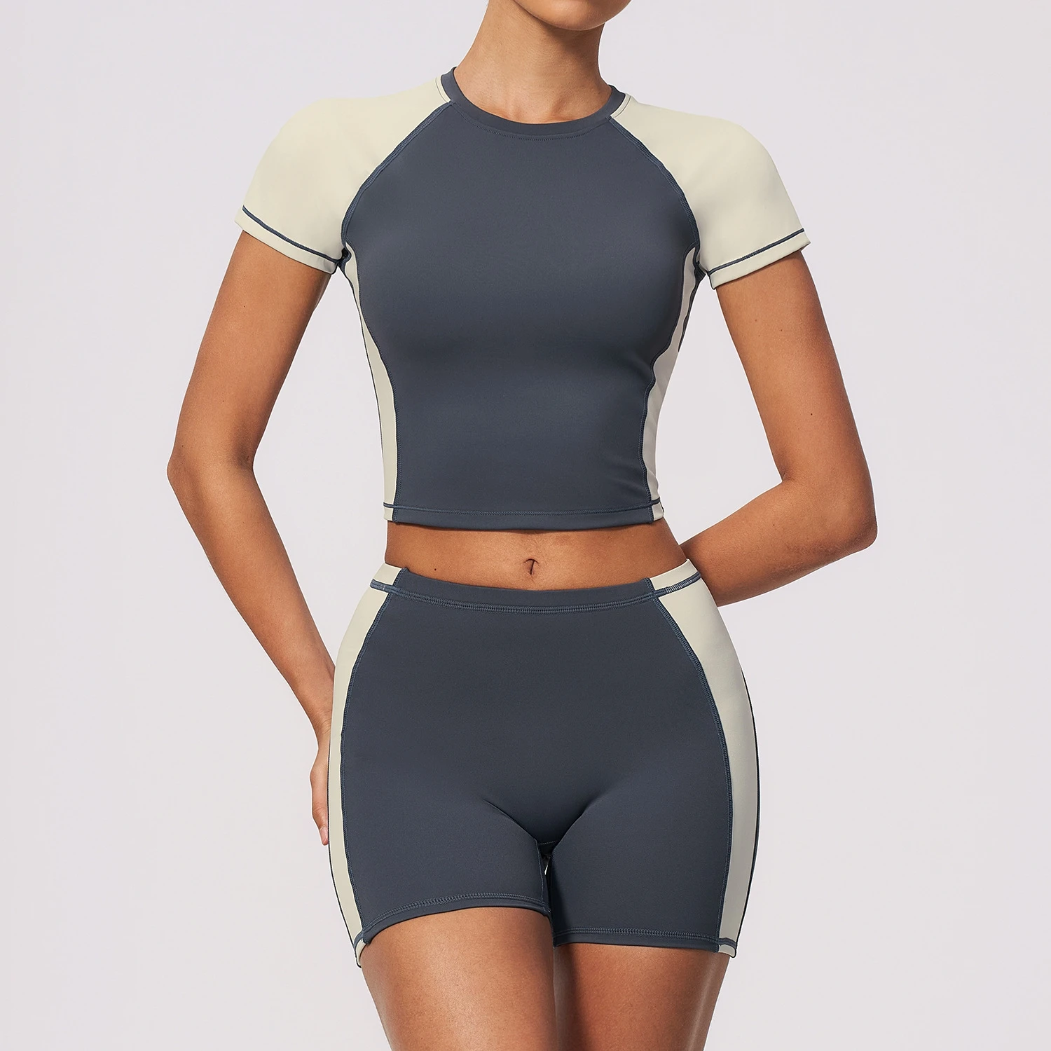 2PCS Sport Set Short Sleeve Yoga Set Sport Capri Outfits Women Tracksuit Workout Set Female Breathable Gym Fitness Training Sets