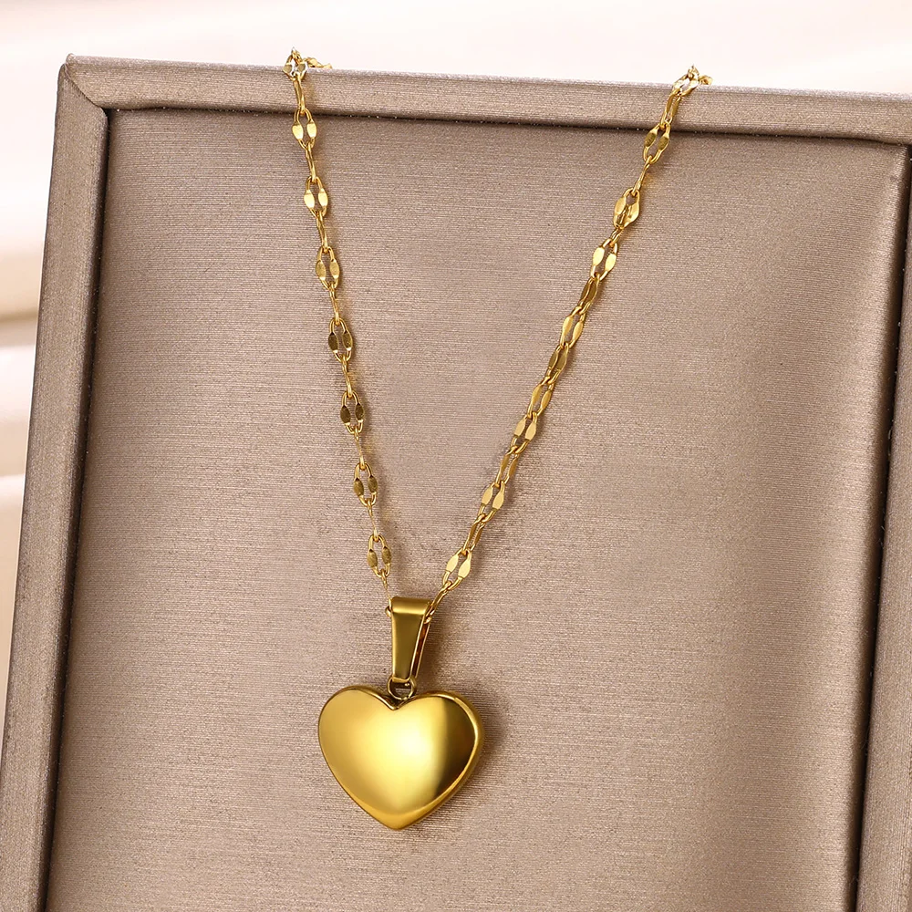 

Simple Love Heart Pendant Necklace for Woman Girls Sweet Trendy Heart-shaped Choker Non Fading Collar Stainless Steel Jewelry