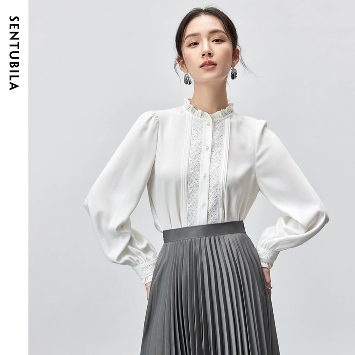 

SENTUBILA Французская белая рубашка с длинным рукавом для женщин, осень-осень 2022, модные кружевные топы на пуговицах, женские рубашки и блузки 143C55480