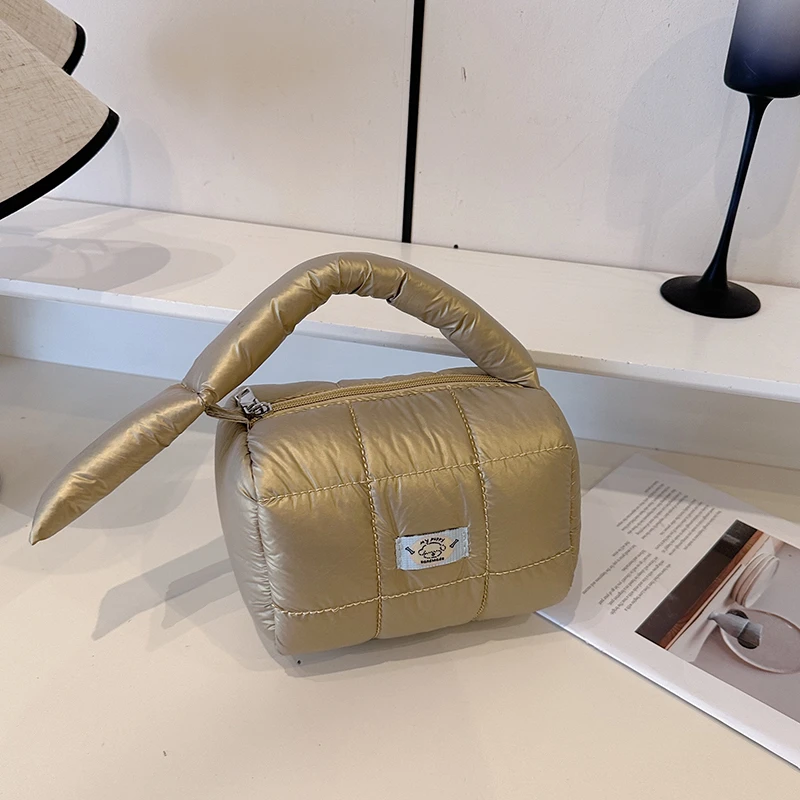 

Женская сумка с мягкой подкладкой нового стиля, стильная и простая, большой вместимости и высококачественный, чистый цвет