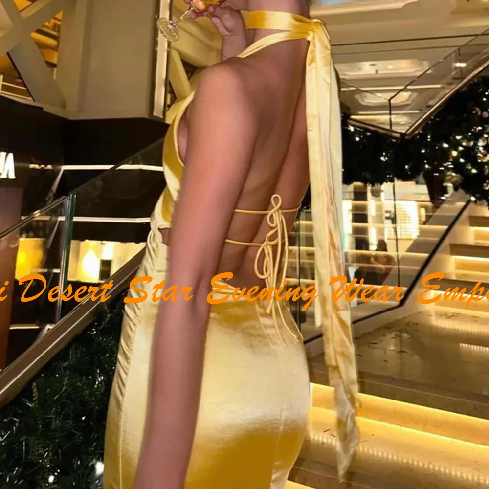 Recht Halter Satijn Mouwloos Kanten Rug Mode Avondjurken Fotokleur Plooien Ruglooze Open Rug Saoedi-Arabië 2024