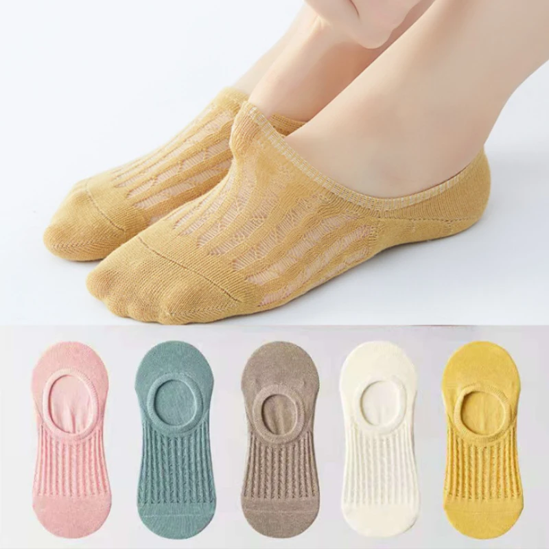 

3 Pairs of Women's Socks Spring Summer New Ship Socks Thin Striped Invisible Socks Shallow Mouth Japanese Non-slip Ladies Socks