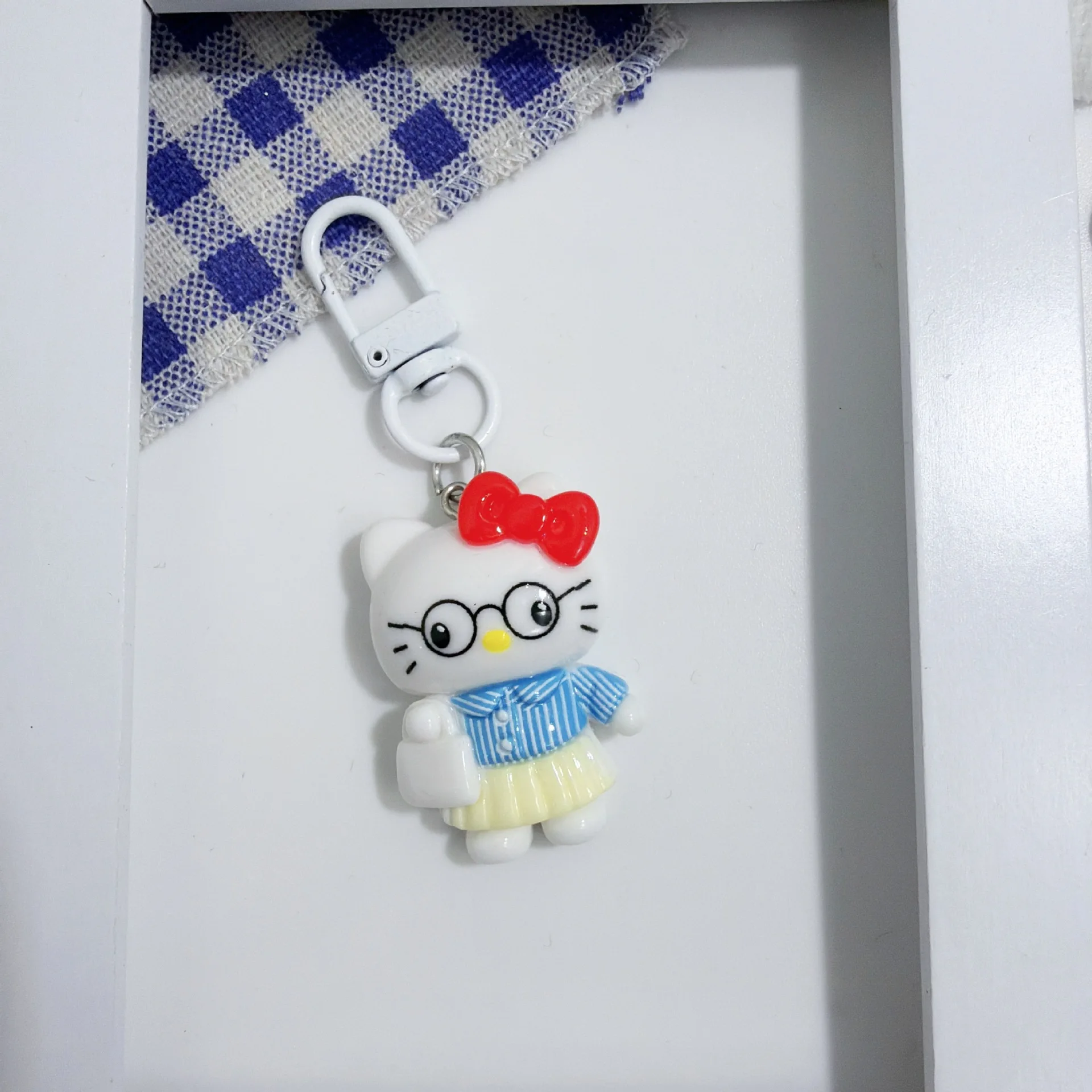 Cute Hello kitty Keychain Cartoon Hat Wreath Backpack Hanging Chain Gift