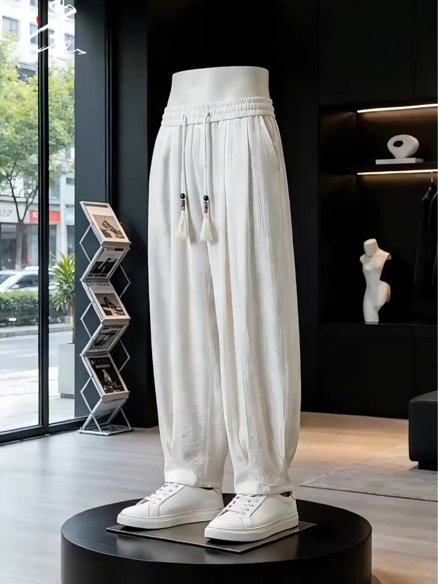 

Loose Linen Men's Casual Pants Summer Thin Pleated Trousers Harlan Loose Breathable Quick Dry Lantern Pants Fashionable Casual