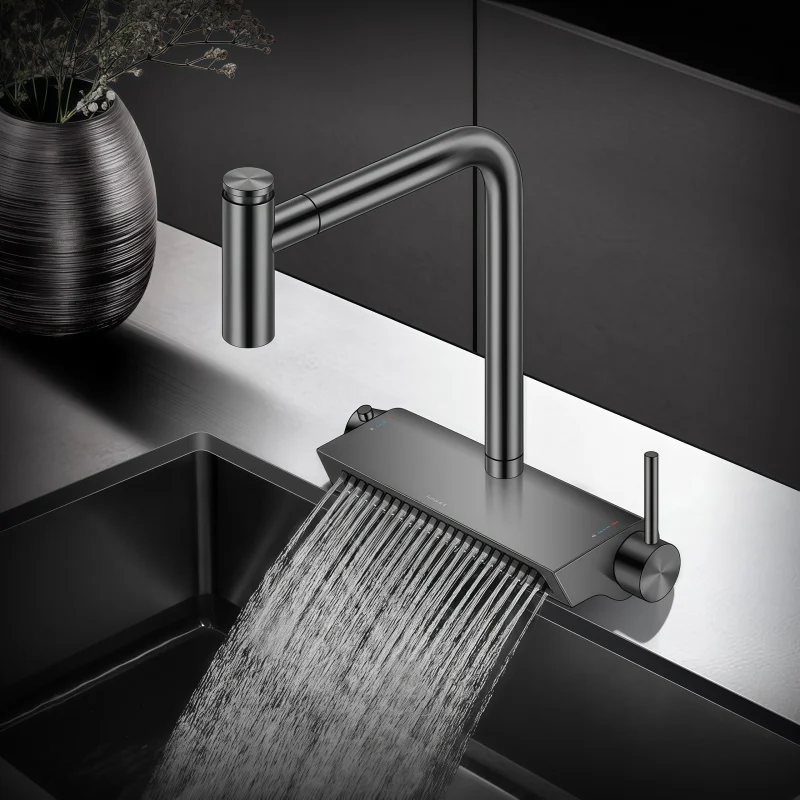 Kitchen Faucet Black Gold Smart Splash-Proof Rotatable Household Sink Pull-Out Hot and Cold Water Fine Rain Faucet