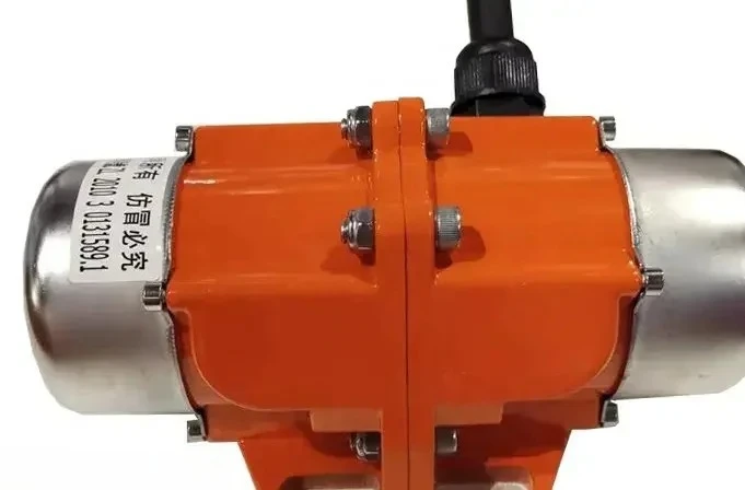 

Mini type electric vibration motor with speed control