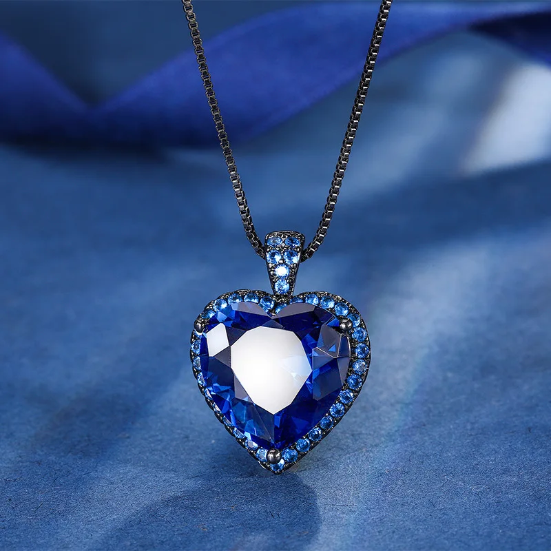 Affordable Luxury 15*15mm Claw Inlaid Blue Heart Shaped High Carbon Diamond Pendant Necklace for Women Jewelry Fashion Finesse