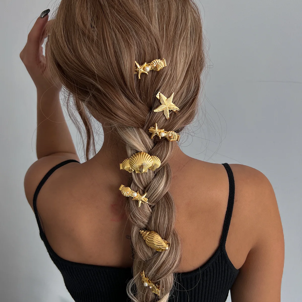 

2025 New Summer Beach Starfish Conch Heart Star Hair Clip Barrettes Women Temperament Gold Color Metal Hairpin Hair Accessory
