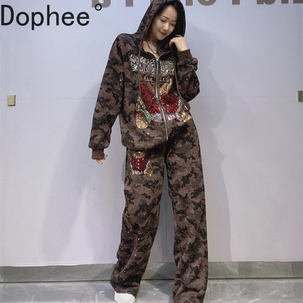 

Уличная одежда, комплекты с капюшоном, милый медведь, горячие сверления, кардиганы на молнии с капюшоном, камуфляжный свободный свитер, пальто + прямые брюки с эластичной резинкой на талии