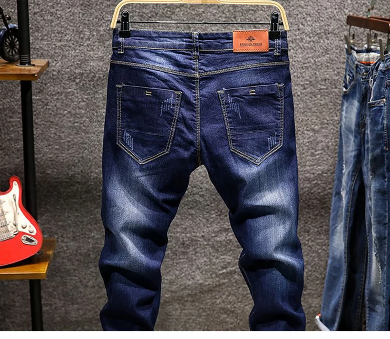 Amerikanische elastische gerade Jeans für Herren, zerrissene, abgenutzte Slim-Fit-Baumwoll-Denim-Hosen, koreanischer Stil, modische Hosen, Herrenbekleidung – Detail 29