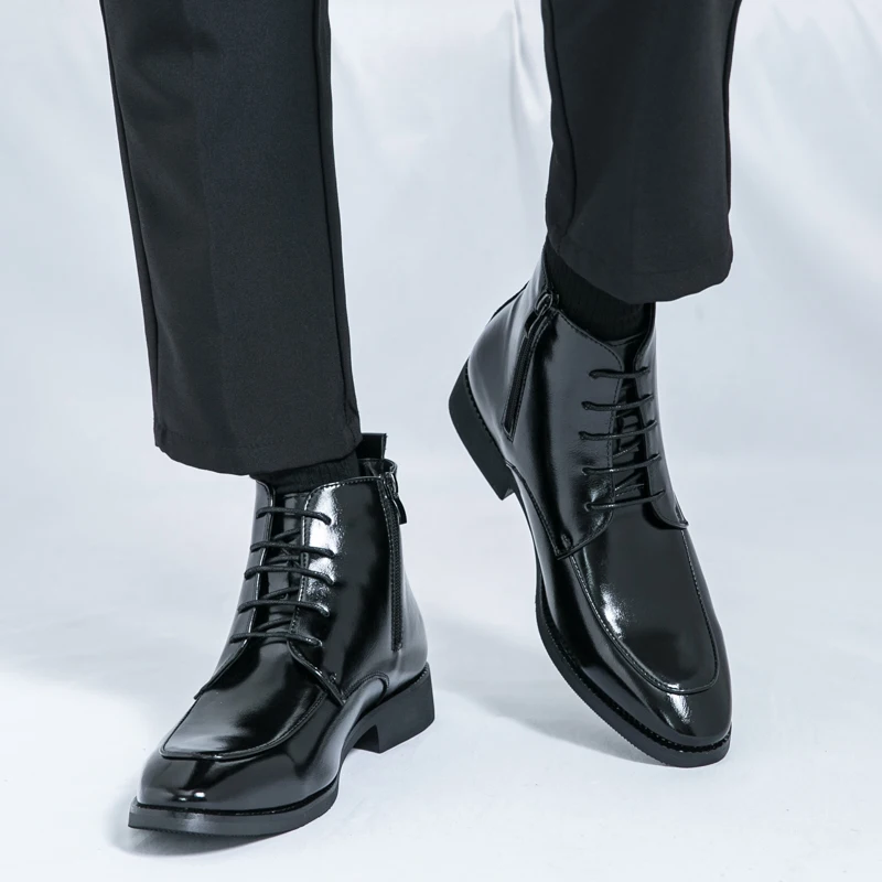 

Мужская рабочая одежда с высоким вырезом в британском стиле, высококачественные глянцевые деловые модельные туфли с острым носком, мужские ботильоны на толстой подошве со шнуровкой