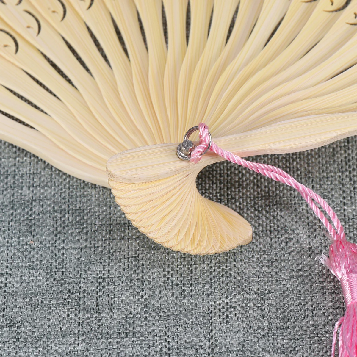 

Classic Bamboo Folding Fan Elegant Vintage Hand Fan for Women Perfect for Dancing Outdoor Events and Daily Carry Pink