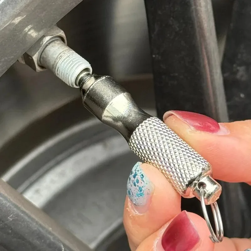 Universele bandenreparatieschroevendraaier roestvrij staal roestwerende bandventielverwijderaar met sleutelhanger bandventielsleutel