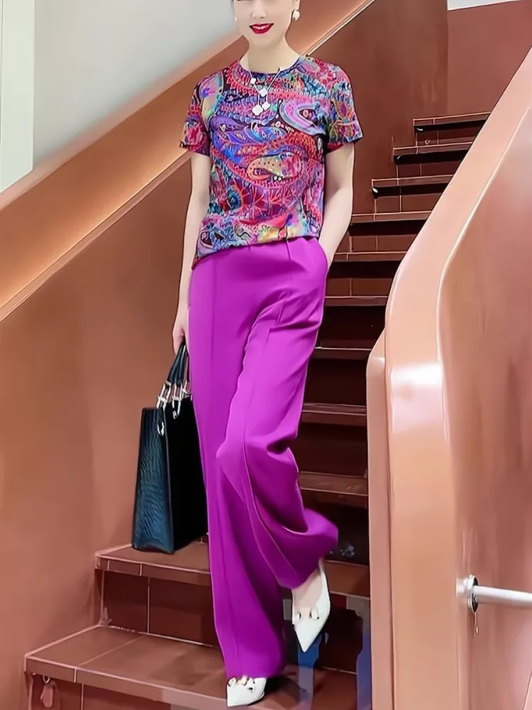 

Женский топ с короткими рукавами и принтом, новинка 2025, универсальные брюки, высококачественный темпераментный утягивающий розово-красный модный элегантный комплект