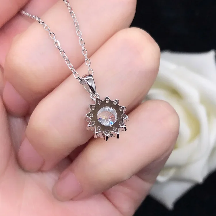 Solid Platinum PT950 Sunflower Pendant Women Moissanite Diamonds Four Prong 18k Gold Necklace