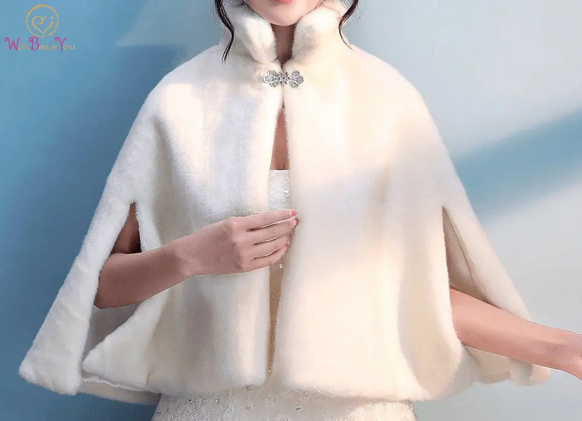 Ivory Wedding Wrap Party 2024 Faux Fur Winter Warm Shawl with Brooch Women Cape Bridal Bolero Collar Shrug Jacket