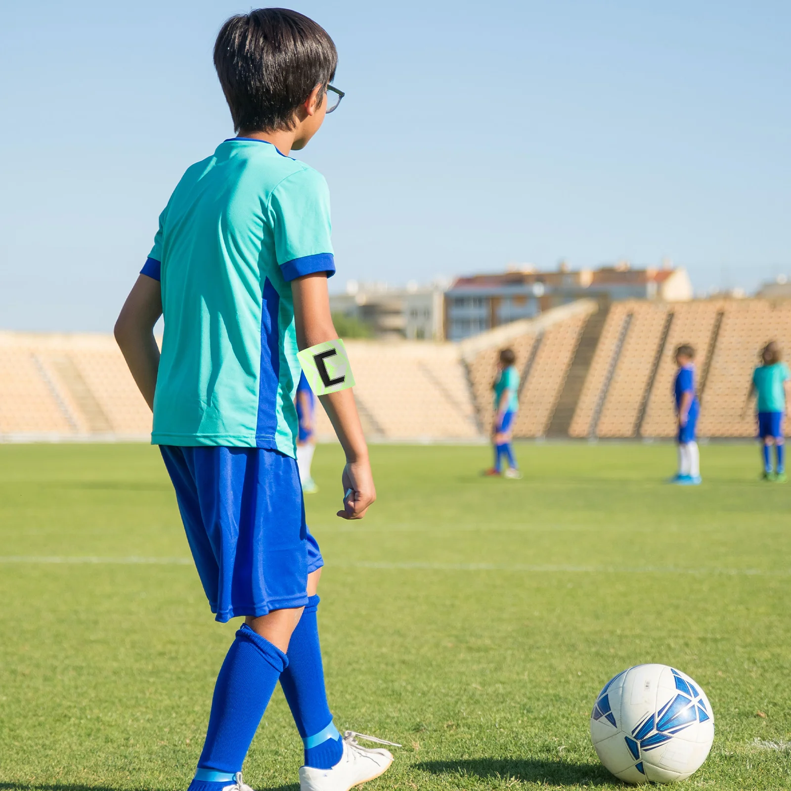 

2Pcs Football Captain Armbands Wear-Resistant Soccer Team Leader Bands Adjustable for Youth Adults Basketball Rugby Sports