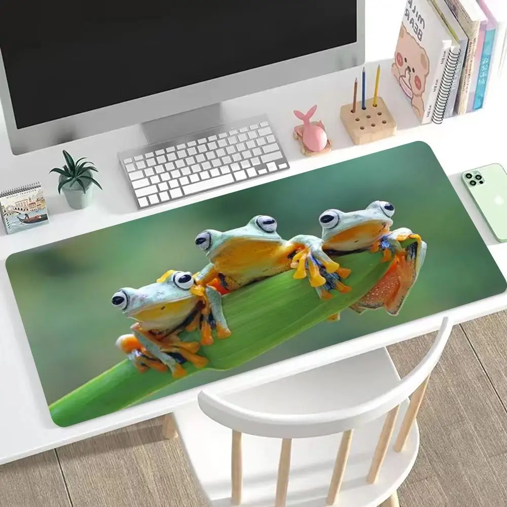 

Animal frog pattern Mouse Pad Large Mouse Pad & Computer Game Mouse Mat (35.4x15.7IN/31.5X15.7IN Map) (90 x40/80x40cm Map)