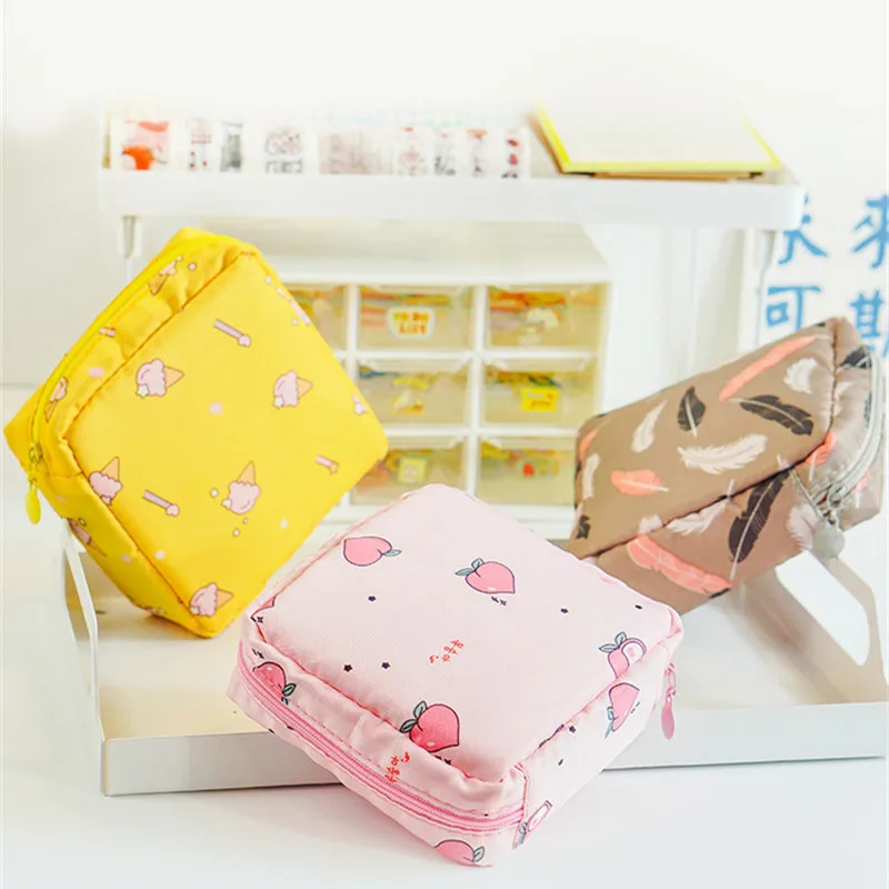 Kawaii Women Girls Cosmetic Makeup Tampon Bear Napkin Pouch Storage Bag Coin Purse Sanitary Pads Bag Mini Data Cables Organizer