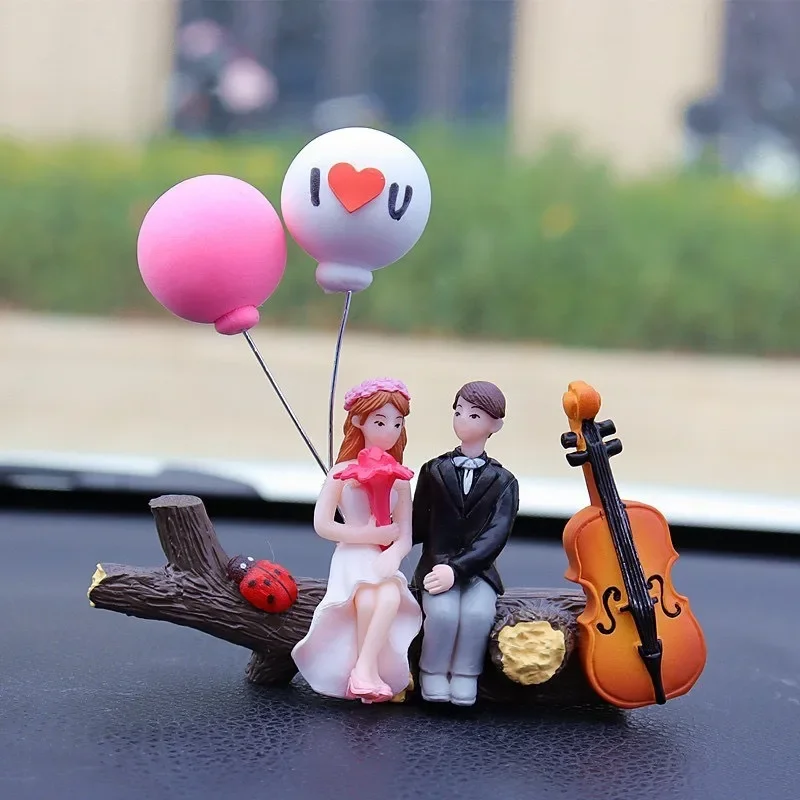 Cute Cartoon Couples Car Decoration Accessories Romantic Figurines Balloon Ornament Auto Interior Dashboard Accessories Gifts