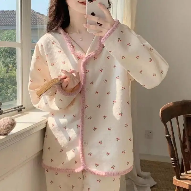 

Сексуальный пижамный комплект, студенческий повседневный женский комплект из 2 предметов с героями мультфильмов, предложение и жидкость, все дешевые комплекты, теплый костюм, два наряда для женщин