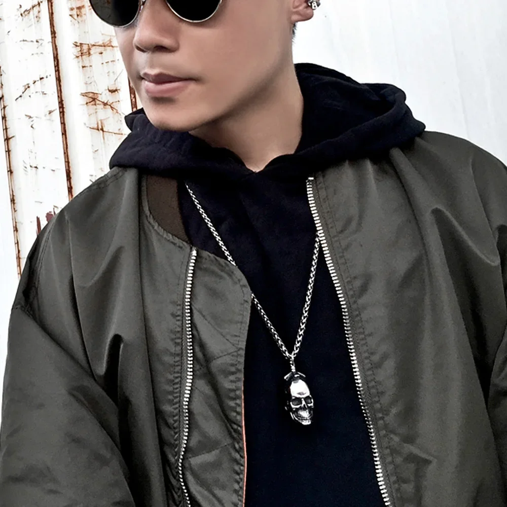 Goth Three Dimensional Skull Pendant Necklace Men Domineering Retro Stainless Steel Skull Biker Necklace Street Hip Hop Jewelry