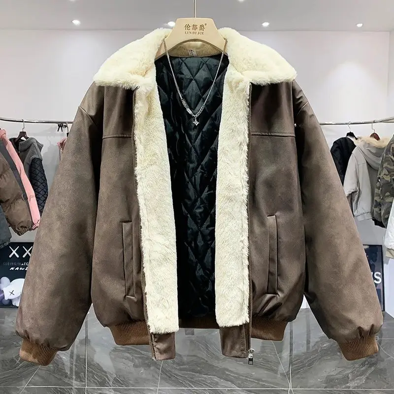 

2025 New Faux Shearling Collar Vintage Jacket Men Winter Thick Warm Padded Coat American Style Workwear Cotton Outerwear
