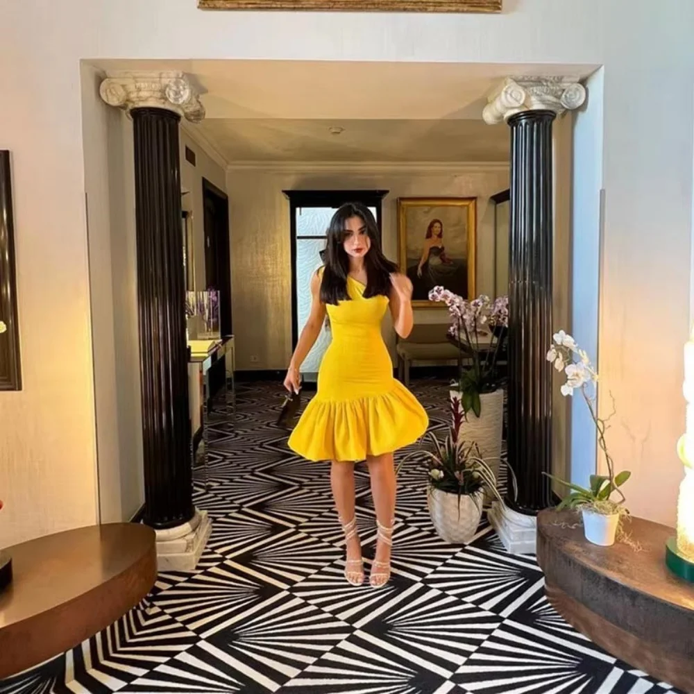 Aangepaste prachtige dames galajurk één schouder charmante a-lijn ruches vloerlengte feestjurk elegante dames avondjurk