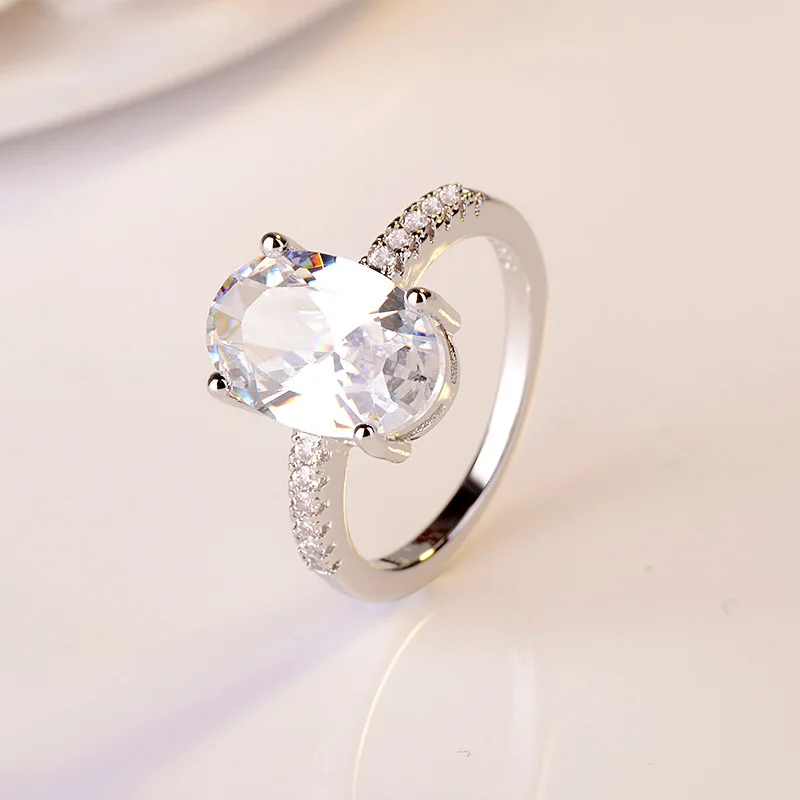 100% 925 silver plated with 18K white gold - egg-shaped ring for women. Ideal for engagement, marriage, a dazzling piece of jewe