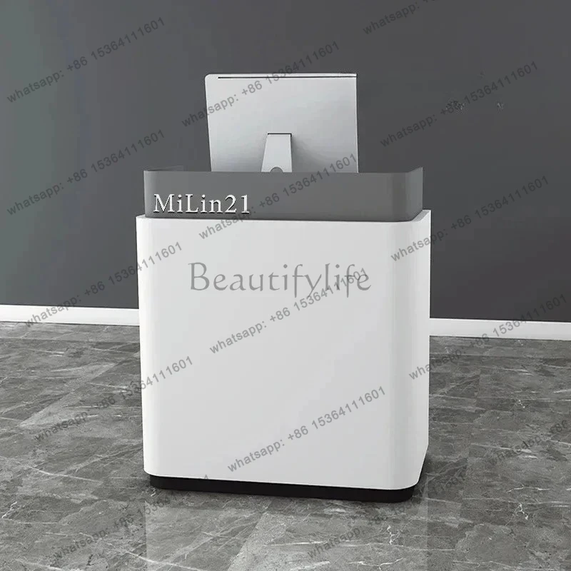 09Semplice E Creati… - image