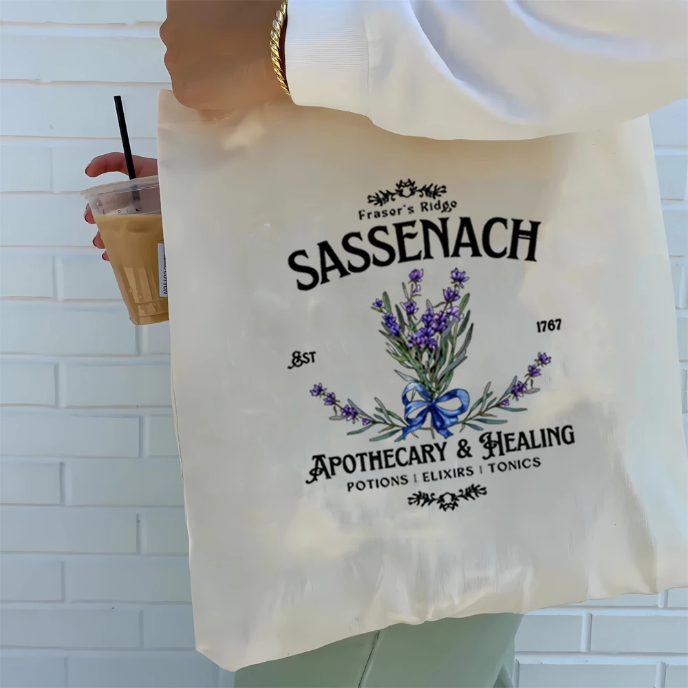 Sassenach tote bag Claire Fraser Outlander Book Series shoulder bag Jamie Fraser Fraser Ridge Clan Sassenach Fan Gift Outlander