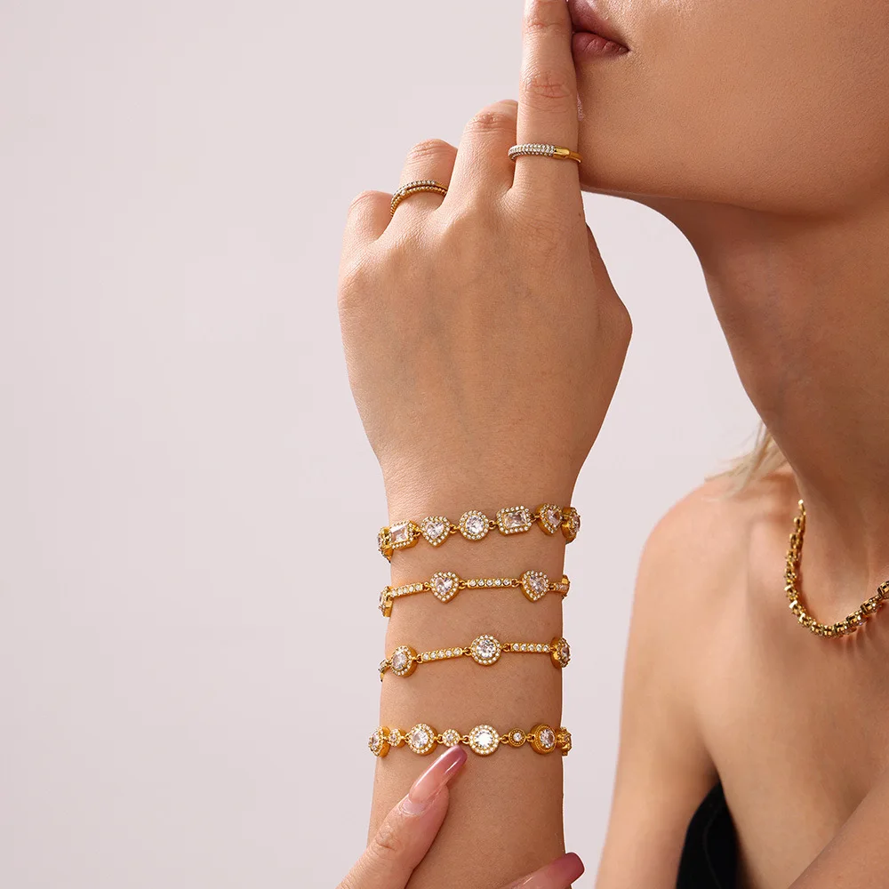 

Stainless steel hand-inlaid super flash geometric zircon star bracelet combination light luxury bracelet