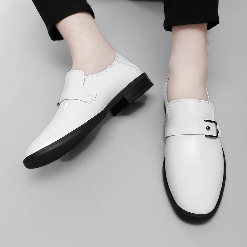 

Summer New Men Smooth Loafers with Buckles Breathable High-endsuitable for Middle-aged Business Leisure Office Wear Formal Shoe