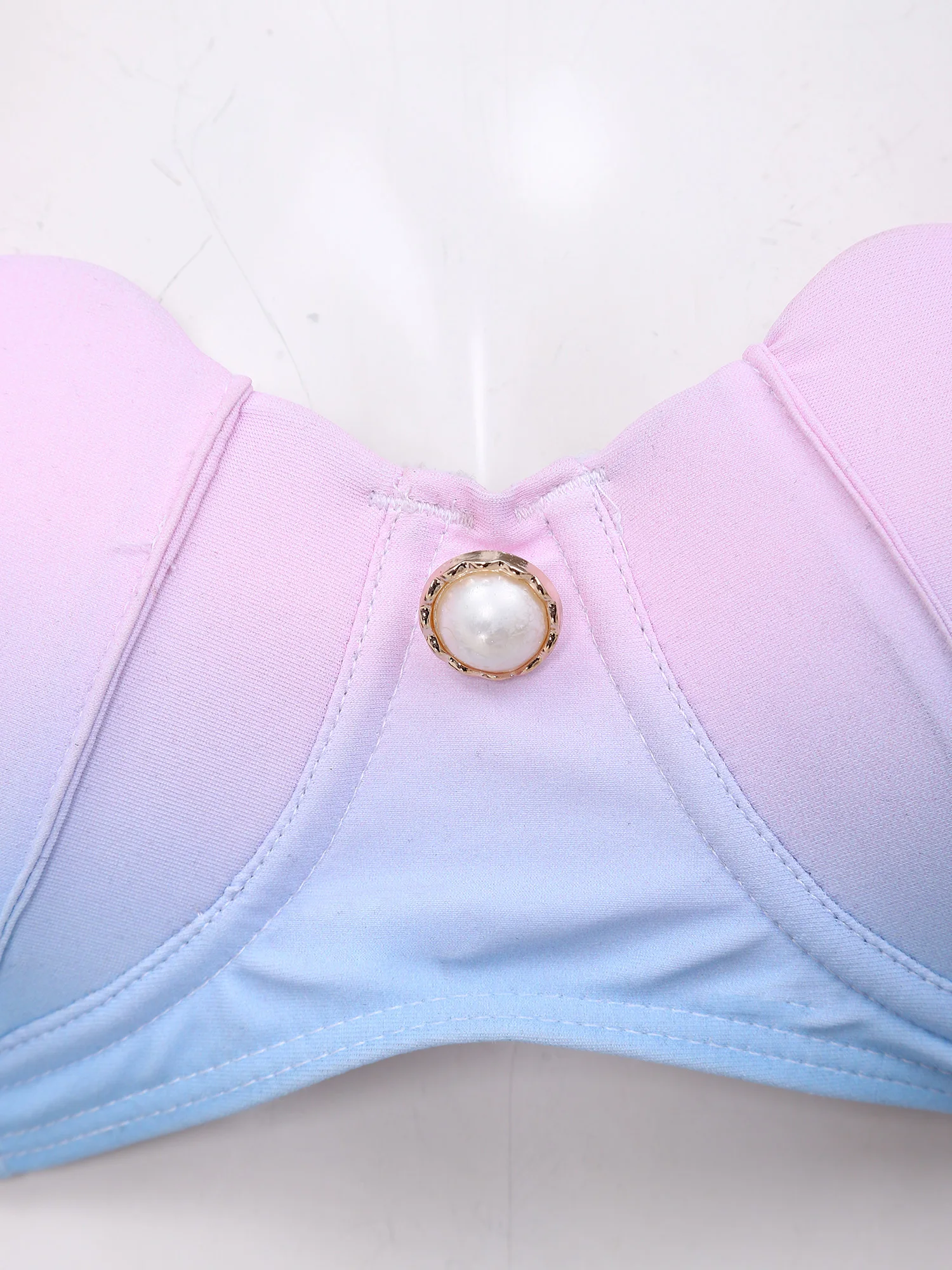 Women Shell Shaped Cup Bikini Bra Top Swimwear Gradient Color Push Up Underwired Halter Neck Brassiere for Pool Party Sunbathing