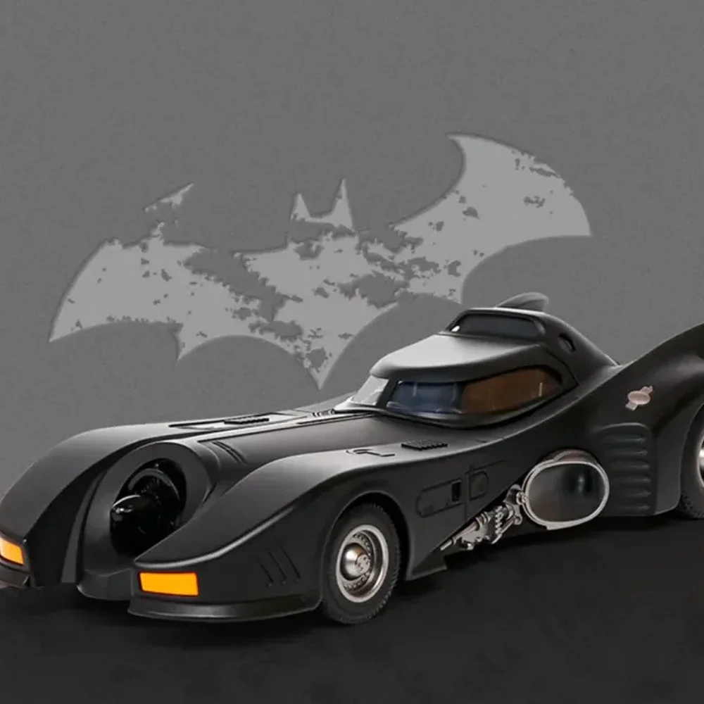 1:18 1989 Batmobil-Druckgussauto mit Batman-Figur, Spielzeug für Kinder und Erwachsene, Schwarz