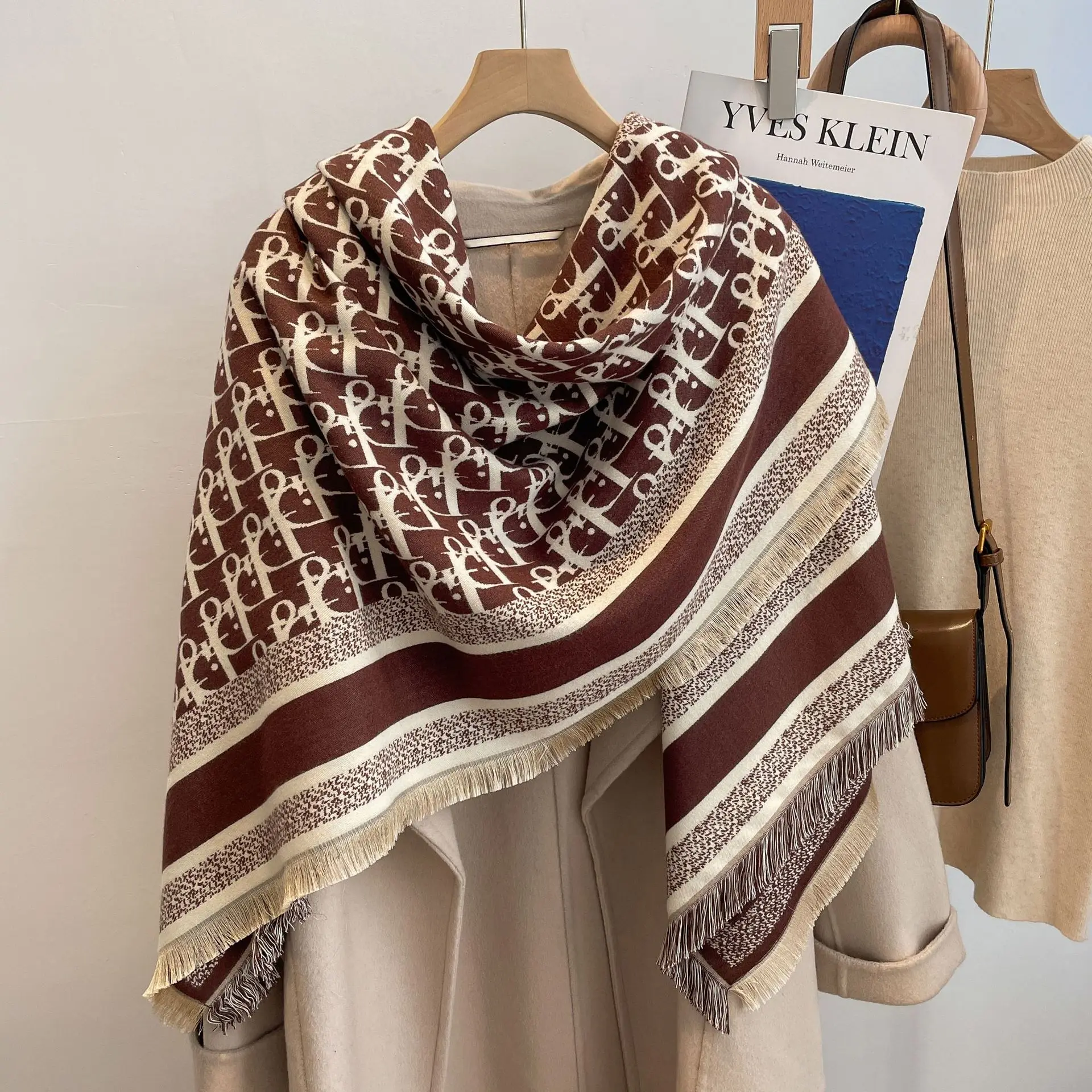 2024 Autumn Winter Fashion Letter Neck Warmer Scarf Women Imitation Cashmere Thick Shawl Travel Blanket