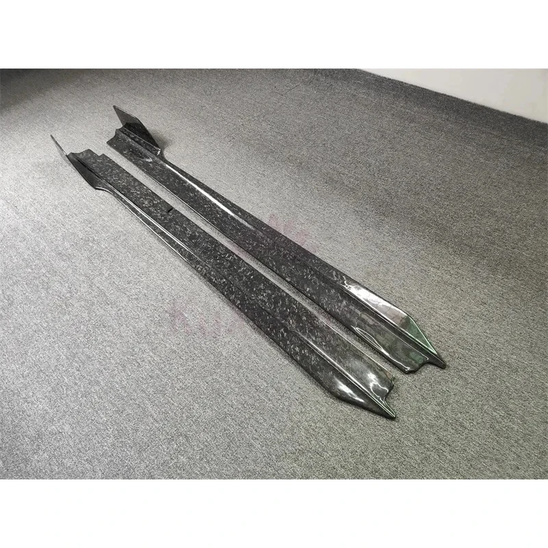 Factory Hot Sale V Style Forged Carbon Fiber Side Skirts Body Kit