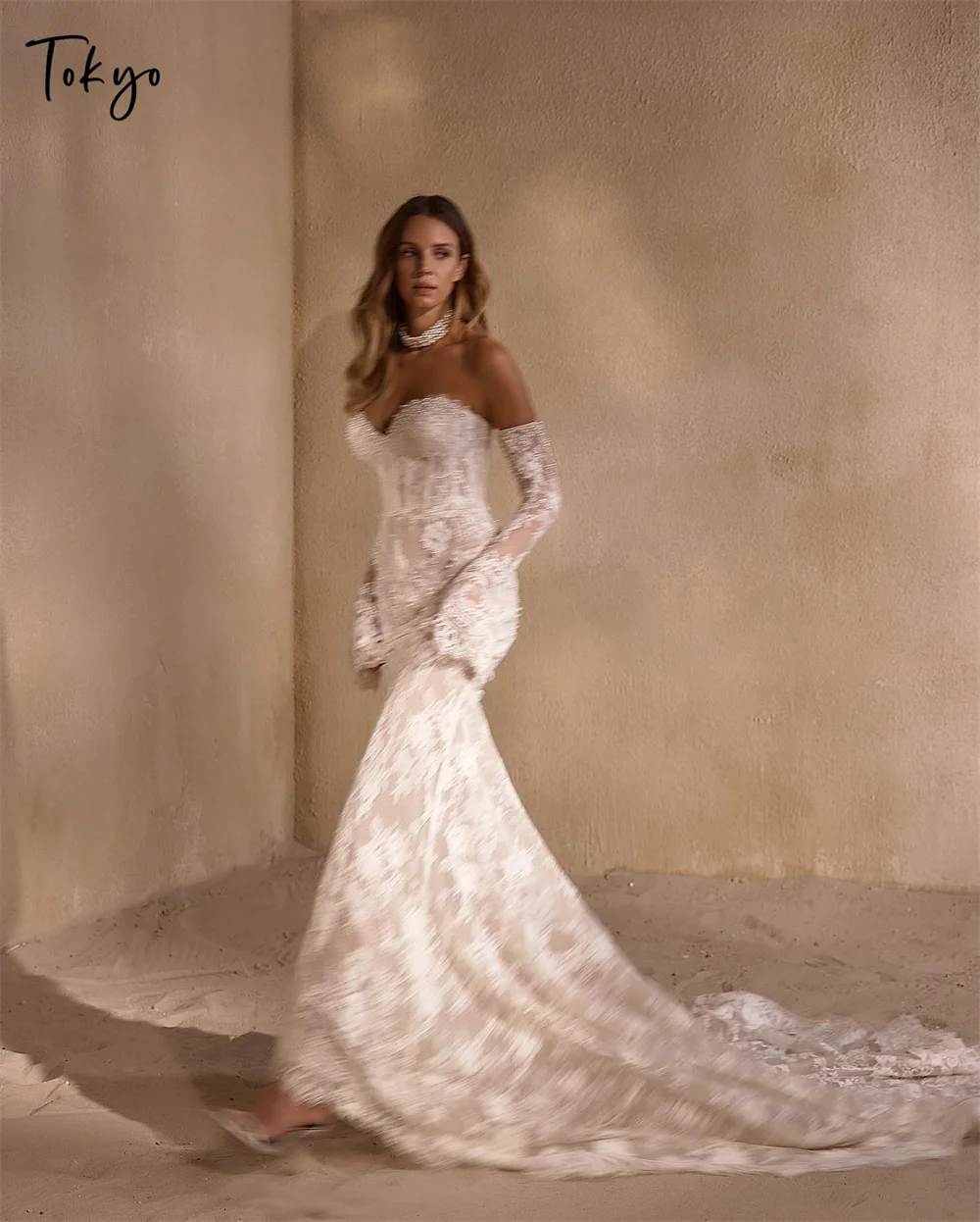 Tokyo Aangepaste elegante trouwjurken met hartvormige halslijn, afneembare mouwen, trein bruidsjurken, witte bruidsjurken met ritssluiting aan de achterkant