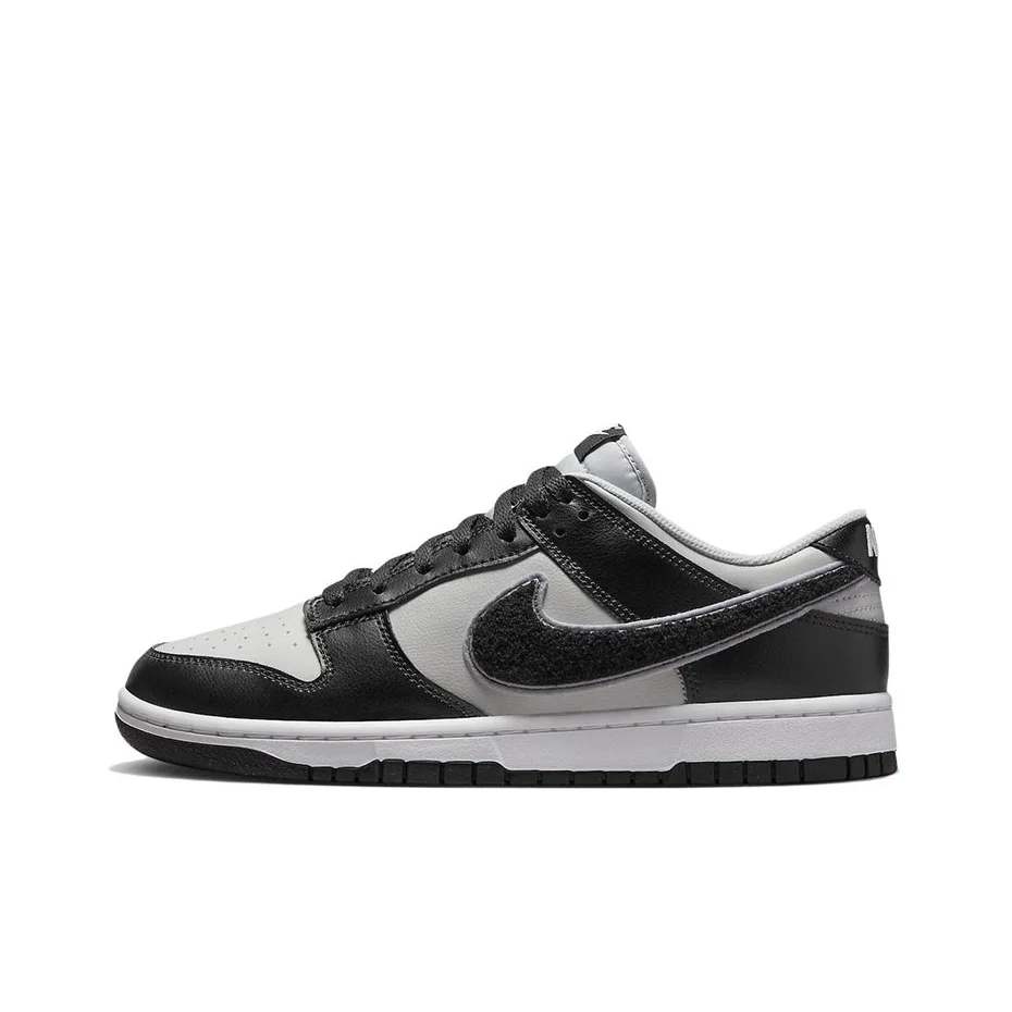 

Кроссовки Nike Dunk Low 'Chenille Swoosh Black Grey Fog' DQ7683-001