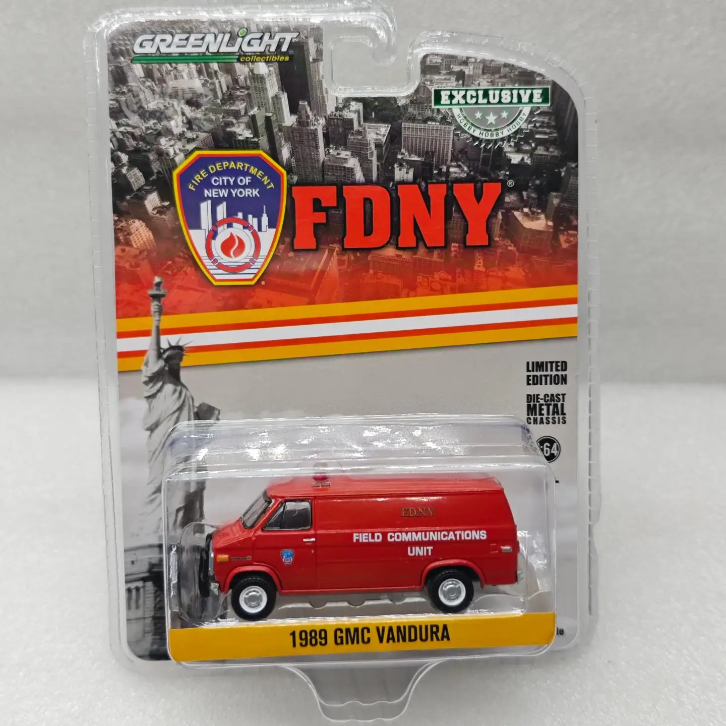 GreenLight 1989 GMC Vandura - FDNY New York City Fire Department Field Communications Diecast Alloy Car Model Collectible Gift