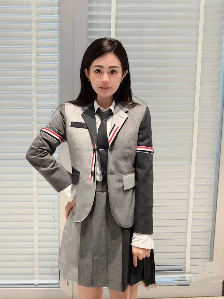 

Spring Edition Wool Blend Slim Fit ort Suit Jaet with Color Blo Design And Nine Sves Women's Faion Outerwear