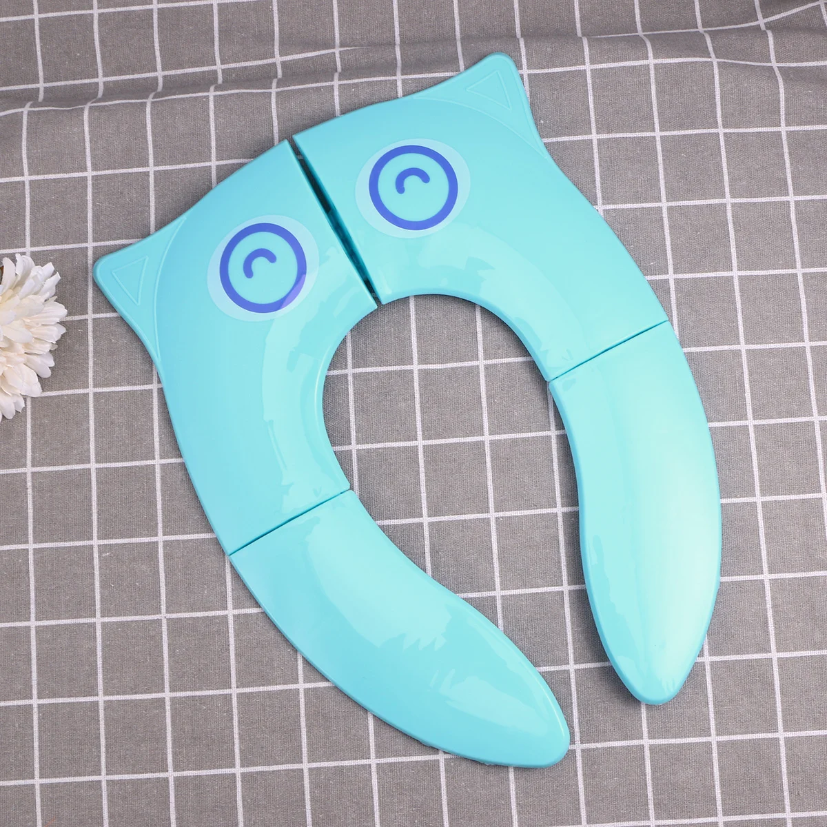 Foldable Toilet Seat Pad Compact Size Sturdy PP Material Cute Owl Design Suitable Most Toilets Easy to Carry Toilet Seat Pad