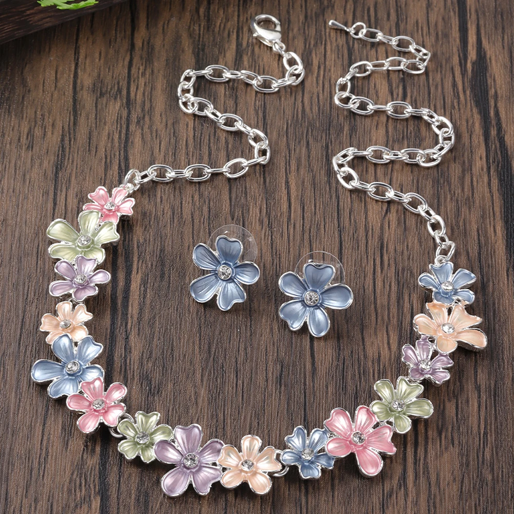 Fashion Flower Necklace and Earrings Set for Women Accessories New Trendy Rhinestone Jewelry Sets Vacation Party Prom Gift