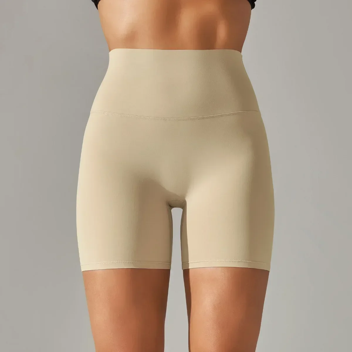 Nuevo estilo de pantalones cortos de Yoga para Fitness desnudos cepillados para mujer, pantalones de tres cuartos ajustados de cintura alta con cadera melocotón, correr ajustado