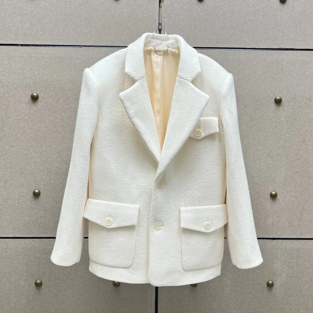 2025 New Women's Ribbed Wool Notched-Lapel Oversized Blazer: Loose-Fit Wool Coat