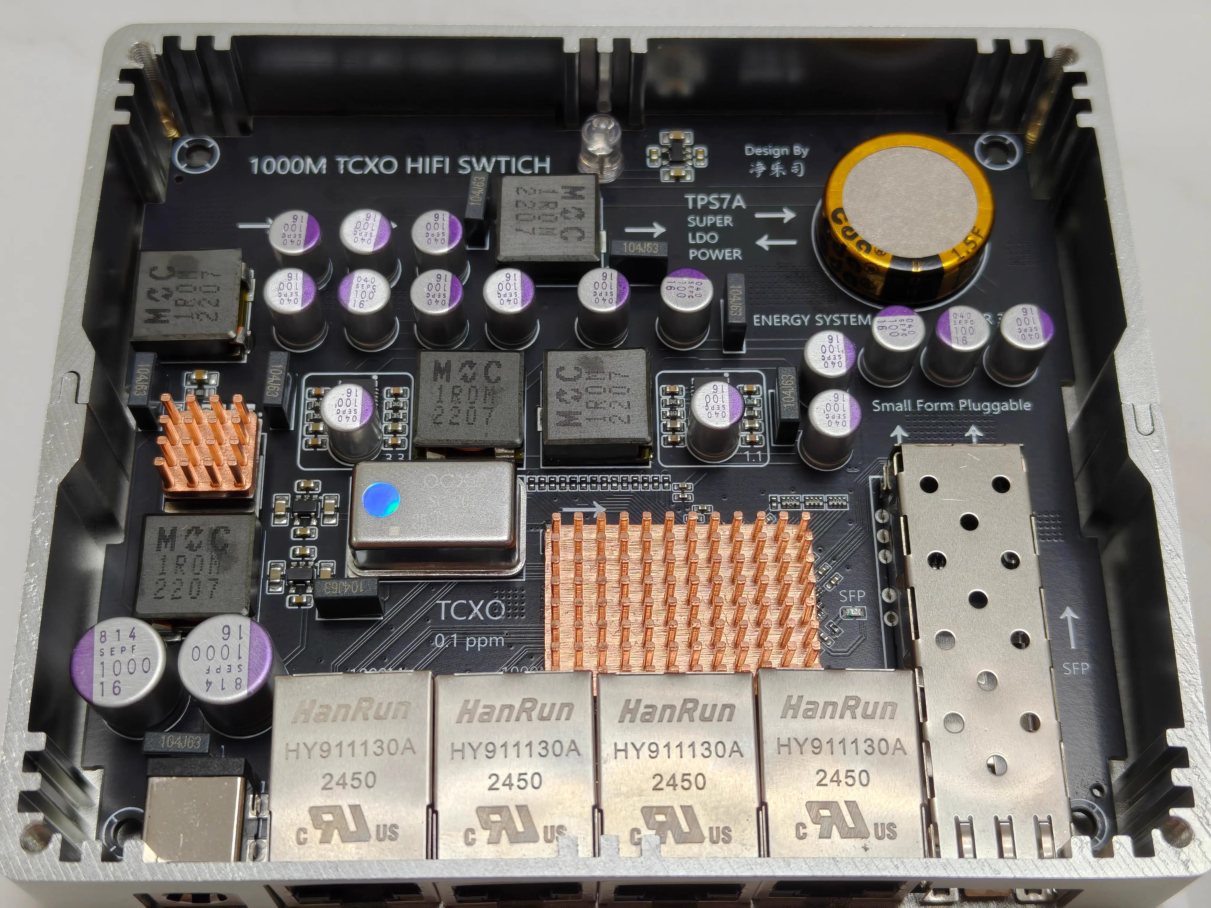

New AIKAID TCXO HIFI switch, 4-port full gigabit+one SFP (supporting optical/electrical modules)