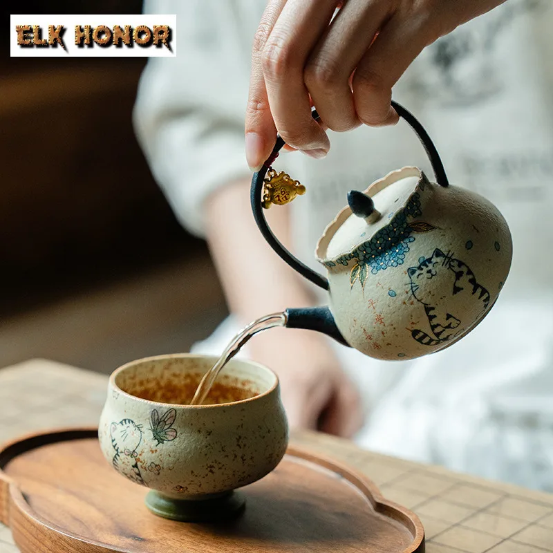 125ml Hand-painted Cat Hydrangea Lifting Handle Teapot Vintage Tea Infuser Pot Tea Making Kettle With Ball Hole Teaset Ornaments