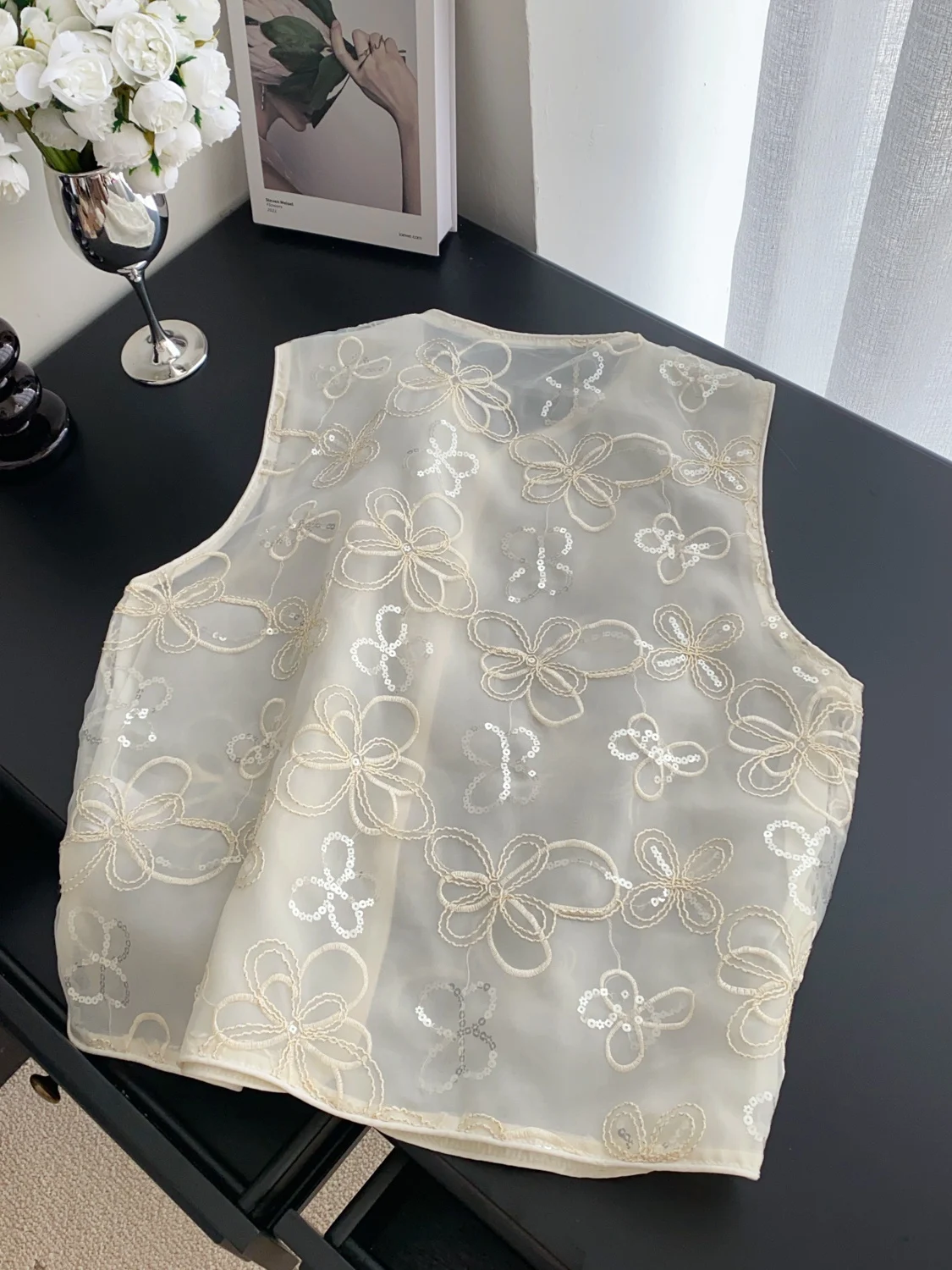 

Ele Me Blouse with Sequin Embroidery Svel Women's Jaet for Summer Commute Single Button Closure Pure Color