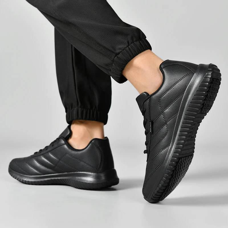 Kochschuhe für vier Jahreszeiten. Neue rutschfeste, wasserdichte, ölbeständige Hotelküchen-Arbeitsschuhe, leichte, atmungsaktive Outdoor-Herren-Walking-Sneaker – Detail 8