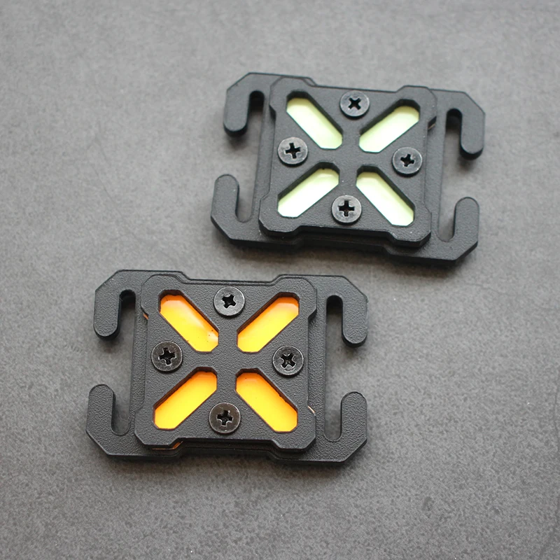 توهج X شعار التكتيكية على ظهره مول كليب عاكس مضيئة والعتاد حزام DIY الملحقات ABS الراتنج التكتيكية مشبك